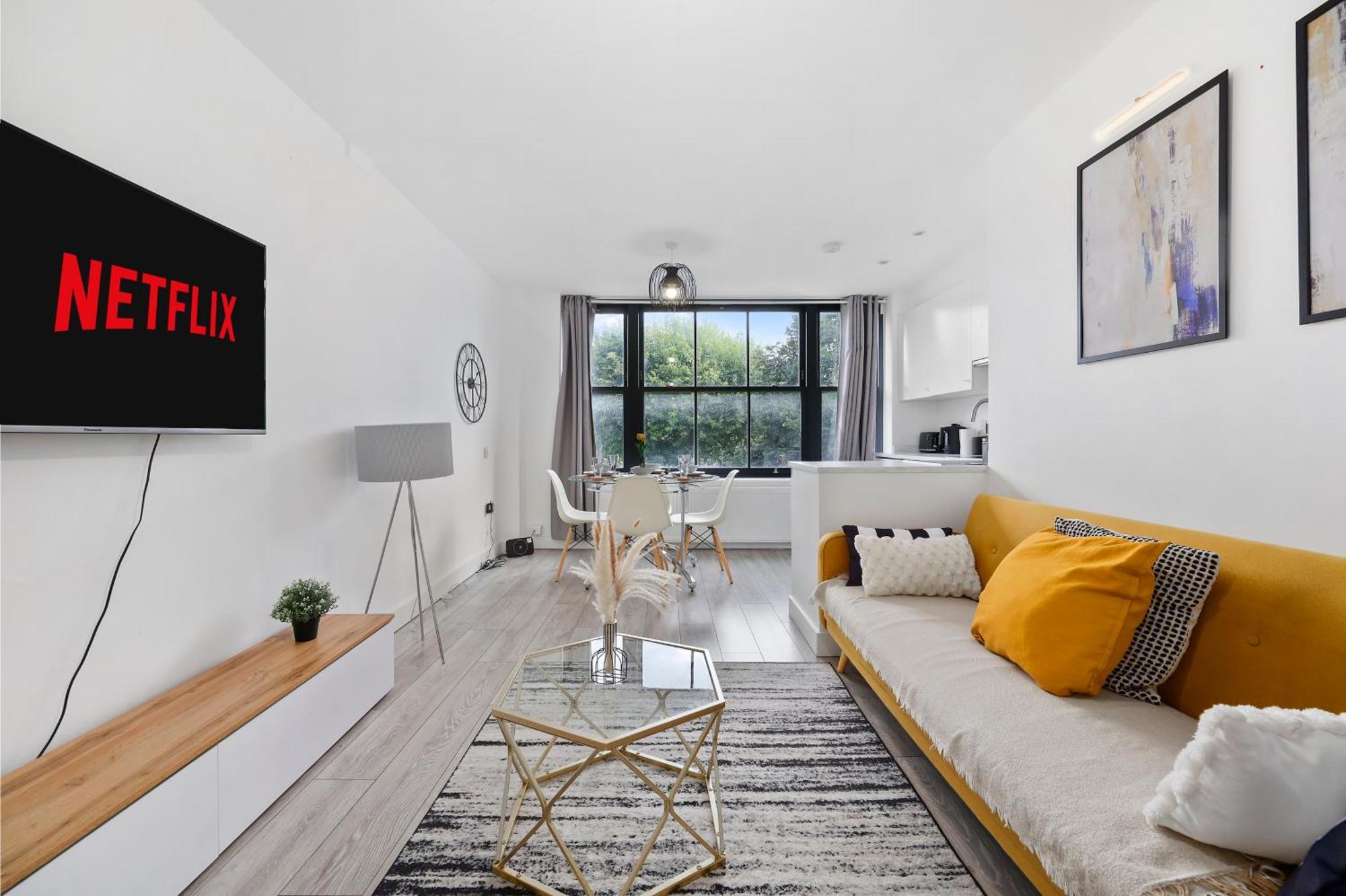 Bright Cosy Greenwich - 3 Bedroom 5 Beds - Free Parking *