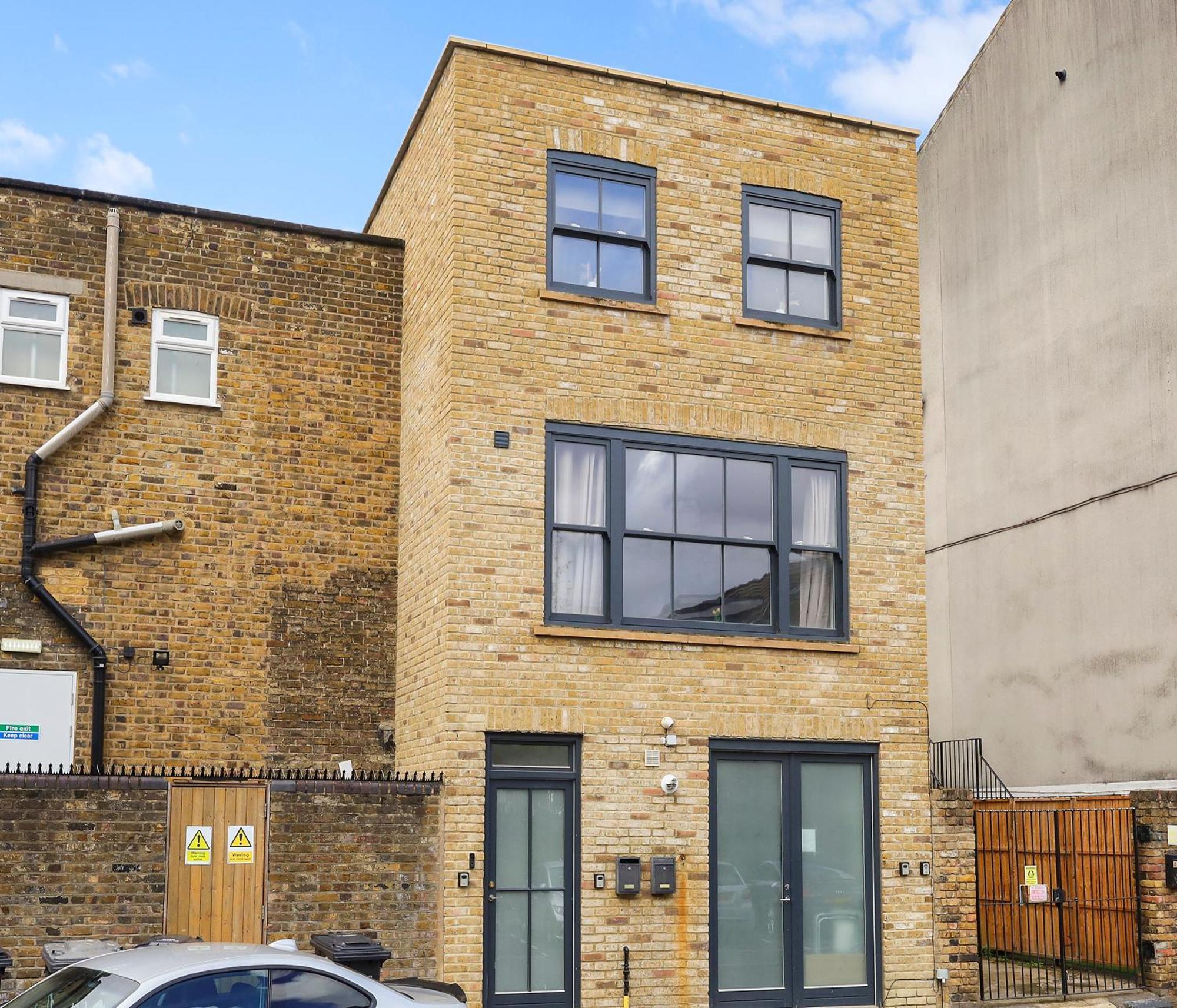 Bright Cosy Greenwich - 3 Bedroom 5 Beds - Free Parking *